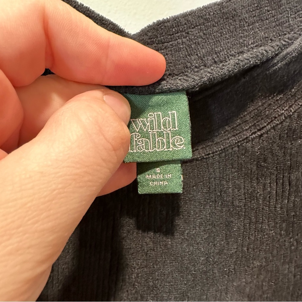 Wild Fable Velvet Ribbed Crop - Picture 3 of 5